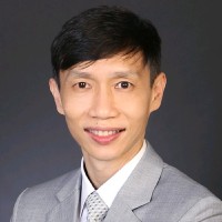 Leslie Tan