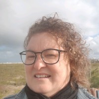 Anita Steskens