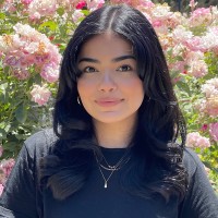 Niomi D.