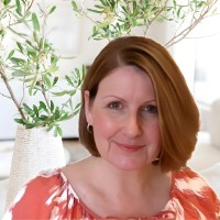 Pauline Tait Author and Writing Mentor