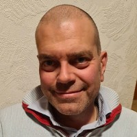 Henrik Lindroth