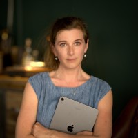 Caroline Aufrère Revillion