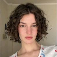 Laura Manias
