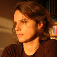 Aline Jones