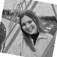 Maddie Goedken (Uhl)