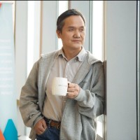 Yubin Chen (陈育斌)