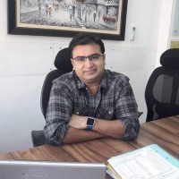 VICKY KAPOOR