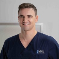 Dr. Simon Hundeshagen