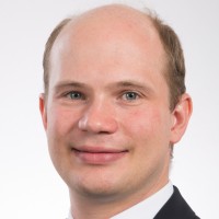 Dr. Thomas Lüth