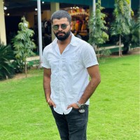 Mahesh Valluri
