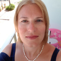 Angela Grant