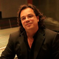 Carlos Alvarez