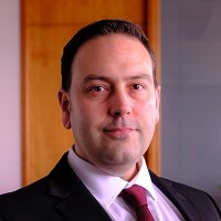 Warren Oliveira