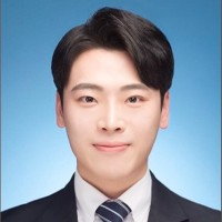 신민재