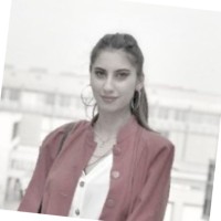 Öznur Üstündağ