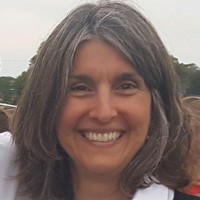 Dianne Manoles