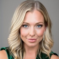 Lindsey Zelhart