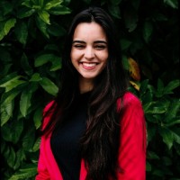 Maria Clara Oliveira