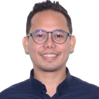 Mark Louie Gomez