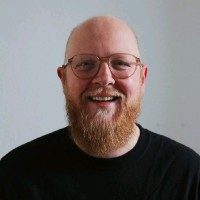 Jens G.