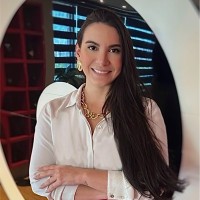 Paula Crisóstomo