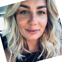 Josefin Falk