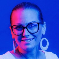 Fehér Dóra