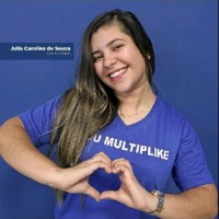 Júlia Carolina