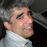 ROBERTO ANDRE C VEIIRA
