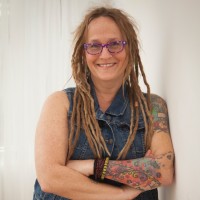Jo Hilton