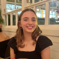 Lilia Raes