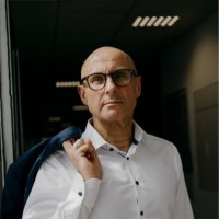 Dr. Hans Dieter Storzer