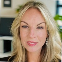 Michelle Campbell, Cih
