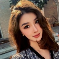 Zoe Н.