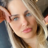 Ariane Batista