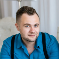 Илья Костенич