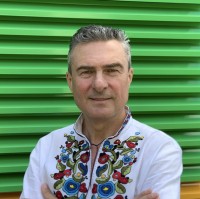 Владимир Дяченко