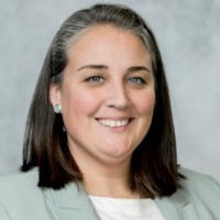 Michele Barrett, Dvm