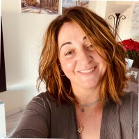 Nuria R. Muro
