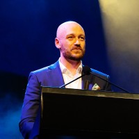 Chris Tilley