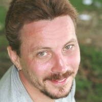 Dr Sergey Tmenov (灵魂人)