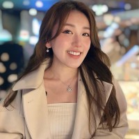 Iris Lam