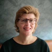 Sandra L.