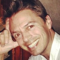 Jonathan Hayes
