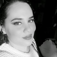 Vicki De Guara