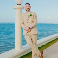 Derek Casanas