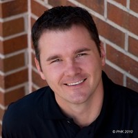 Dr. Jonathan Streit