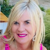 Corinne Greig