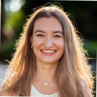 Julia Navorynska, MBA