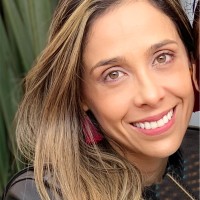 Angela Paredes Gomez